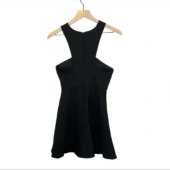 Lulu's Cross Front Sleeveless Norma Swing Skater Dress in Black S - Picture 3 of 8